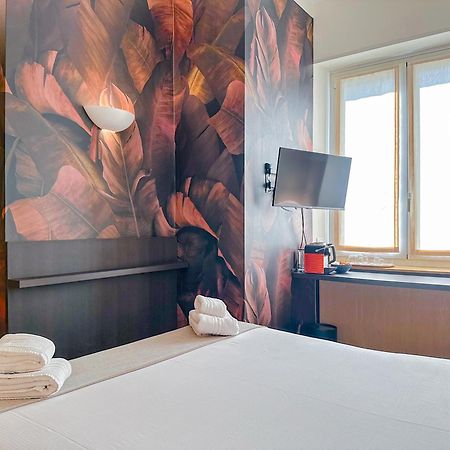 Fontana Suites - 15 Min Dal Duomo ミラノ エクステリア 写真