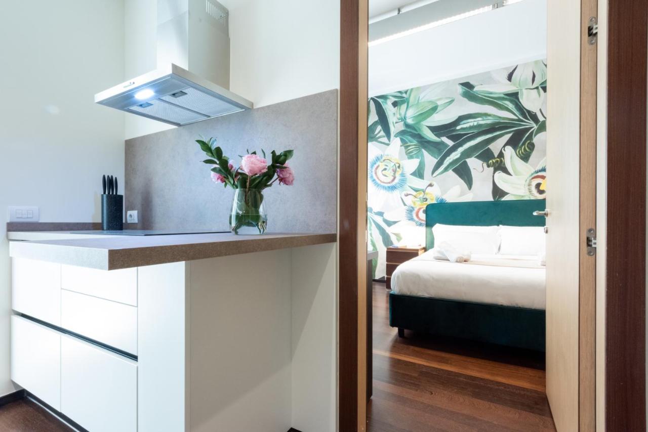 Fontana Suites - 15 Min Dal Duomo ミラノ エクステリア 写真