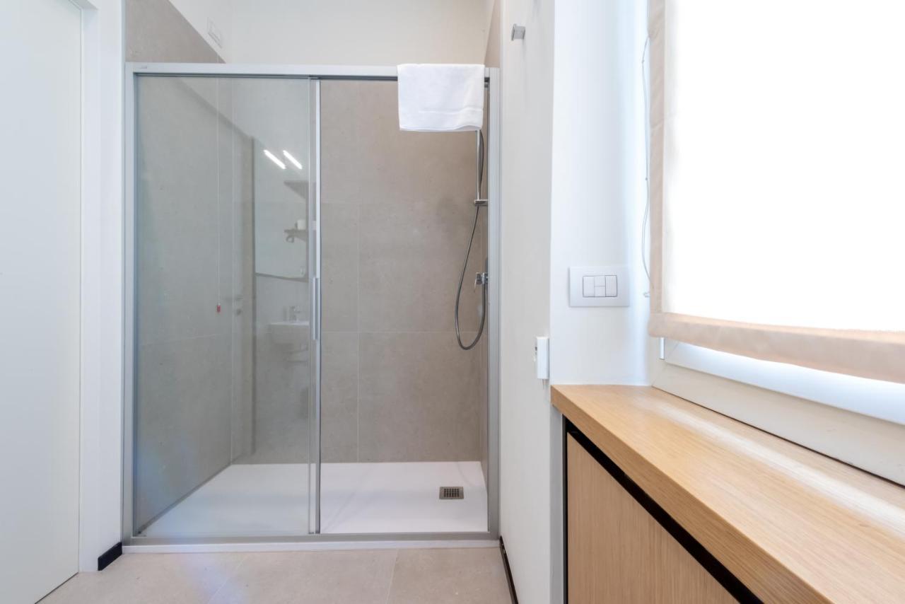 Fontana Suites - 15 Min Dal Duomo ミラノ エクステリア 写真